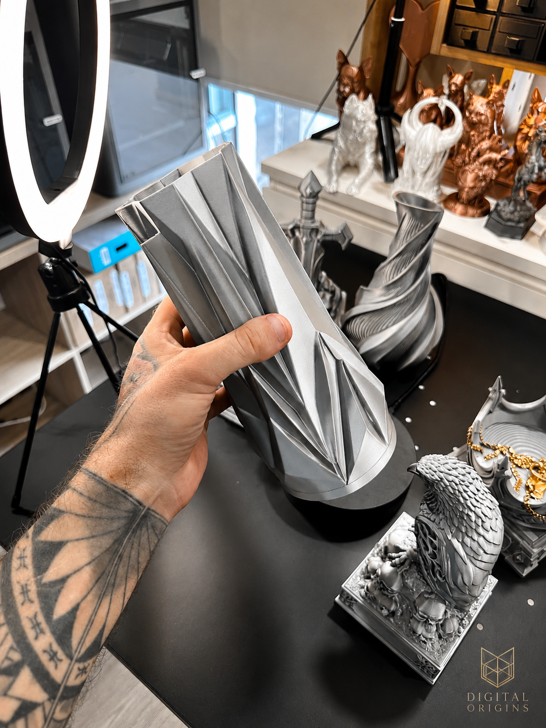 Silver Spire Vase – Modern Geometric Flower Vase, Sculptural Home Decor