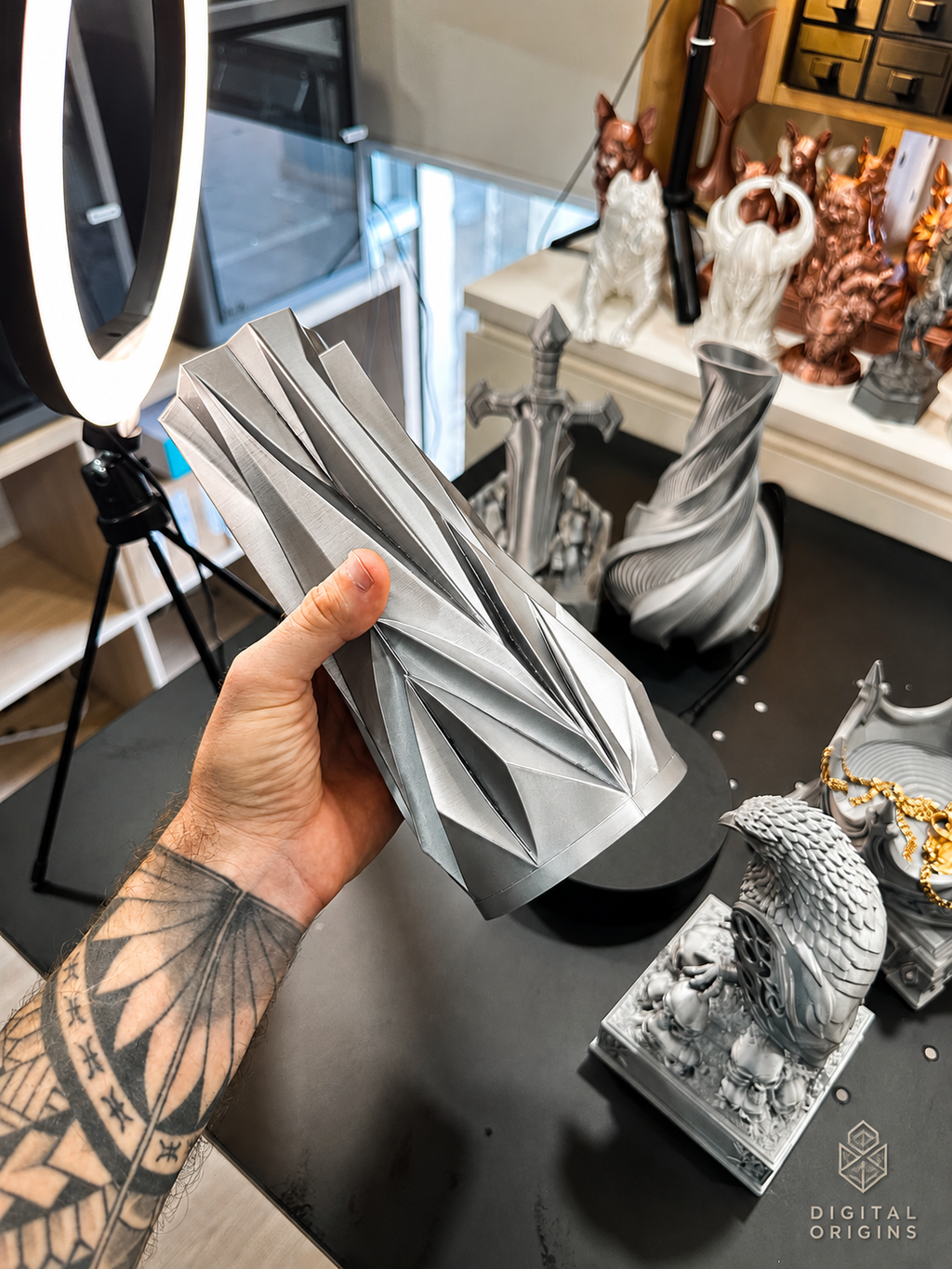 Silver Spire Vase – Modern Geometric Flower Vase, Sculptural Home Decor