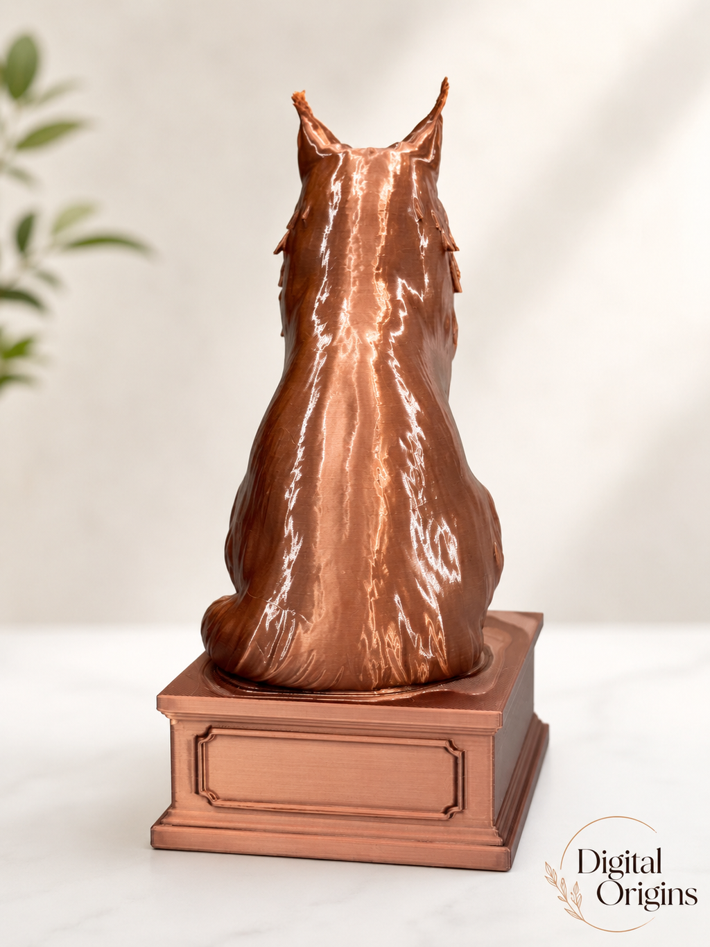 Maine Coon Cat Statue with Custom Name Stand