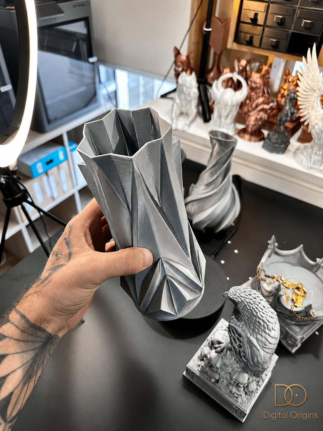 Silver Spire Vase – Modern Geometric Flower Vase, Sculptural Home Decor