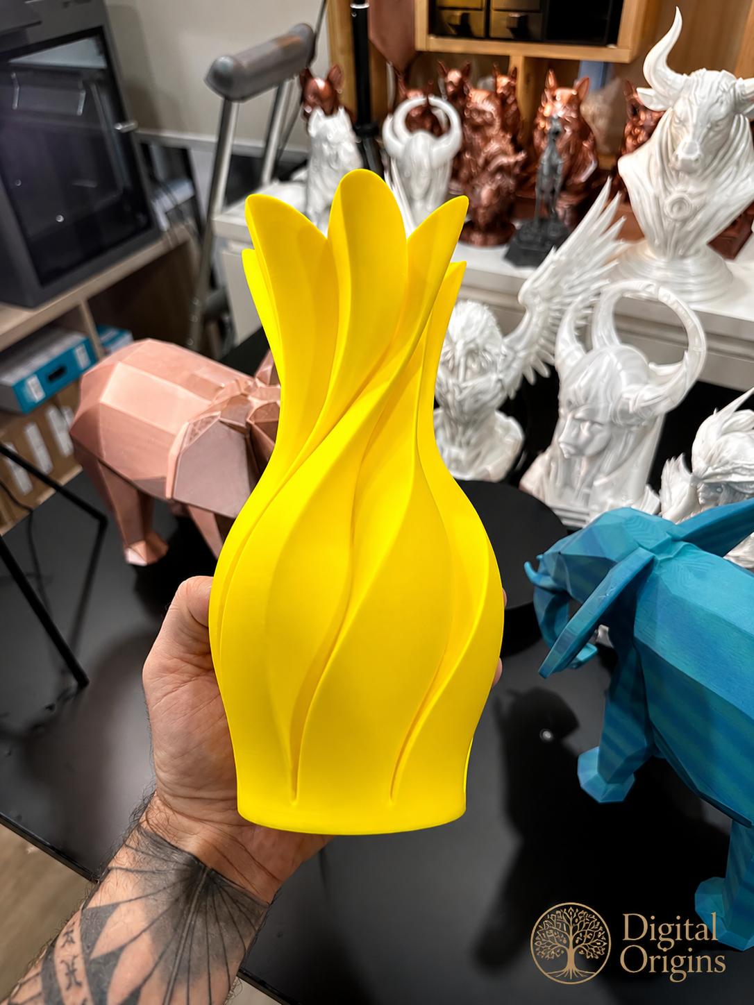 Aurora Bloom Vase – Modern Sculptural Flower Vase, Contemporary Home Decor