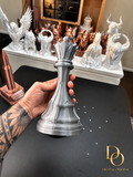 Regal Queen – Decorative Chess Sculpture